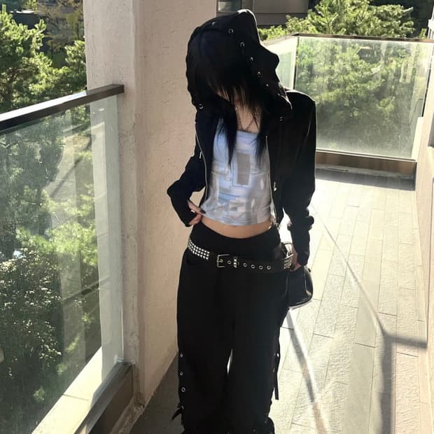 black studded belt 스터드 벨트