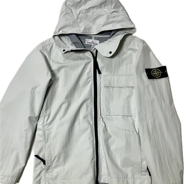 스톤아일랜드 바람막이