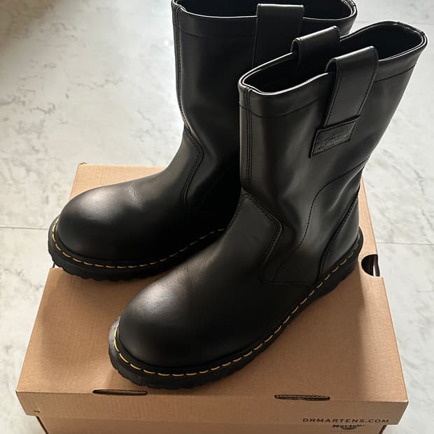 닥터마틴 스투시 2295 데콘 블랙 와나마 레더 부츠 블랙 260