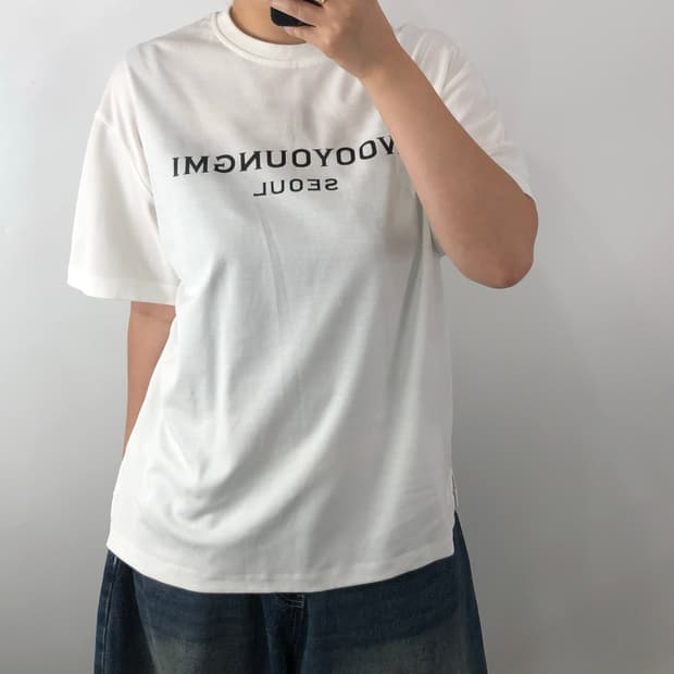 [44] 우영미 화이트 반팔티