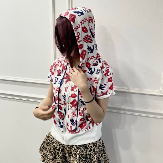 [CHU XXX] 00’s Kitsch Mood 1/2 Hoodie Zi