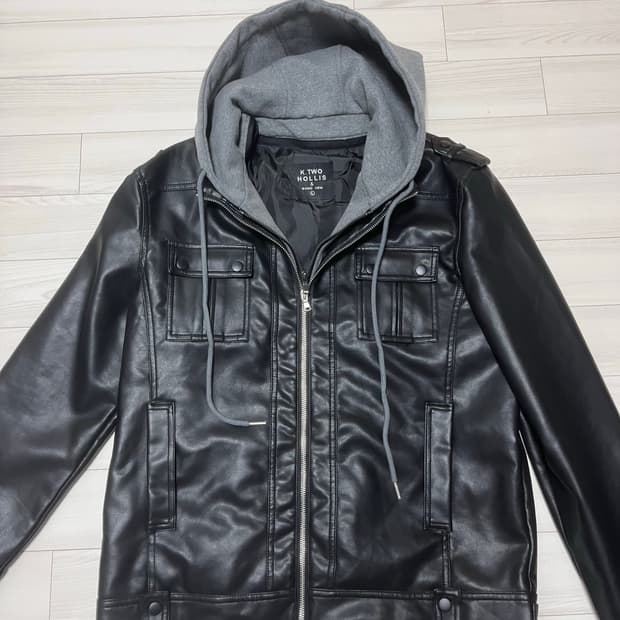 후드지퍼 포함된 가죽자켓