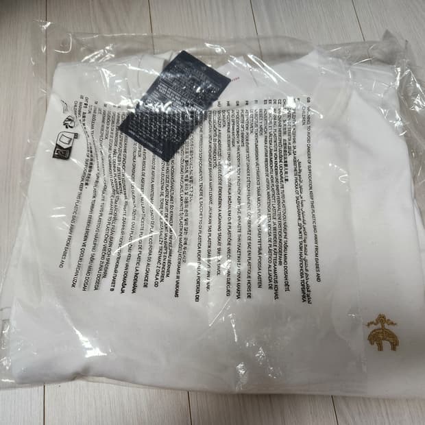 브룩스브라더스 금장 로고 티셔츠