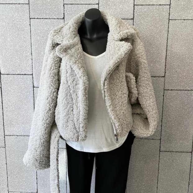 퍼 무스탕 자켓