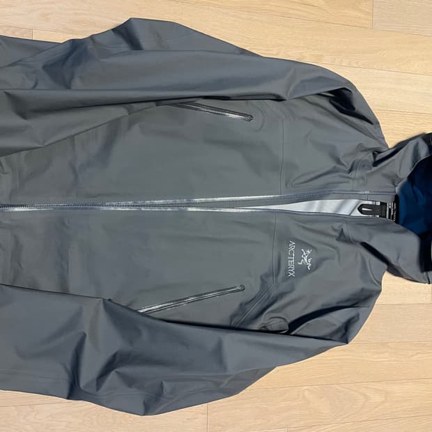 아크테릭스 베타 LT 클라우드 M