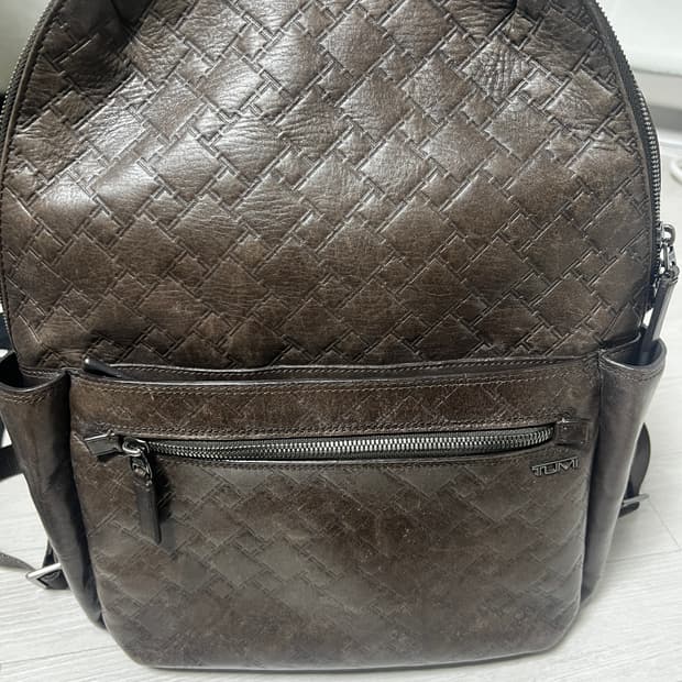 Tumi 가죽 백팩 브라운