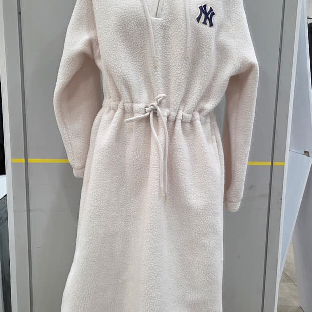 MLB 뉴욕 양키스 뽀글이 후리스 원피스 XS(85)