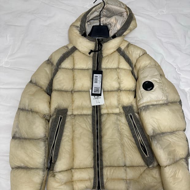 [M]CP컴퍼니 디디쉘 후드 다운 자켓 피스타치오