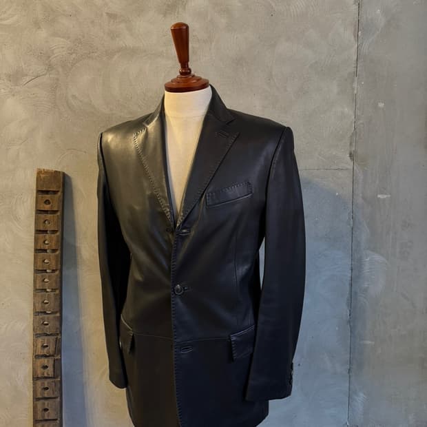 페레가모 키드램스킨 레더블레이저 남성100