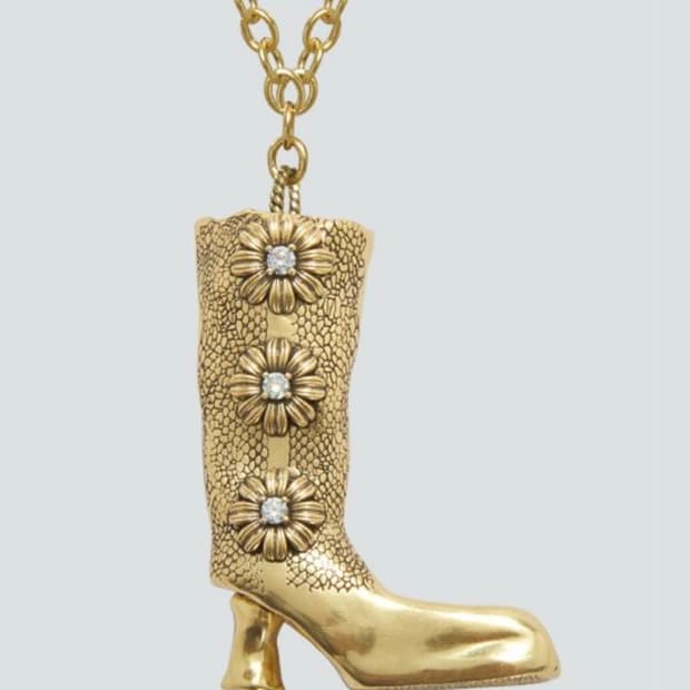 Narcii Long Boots Neckless