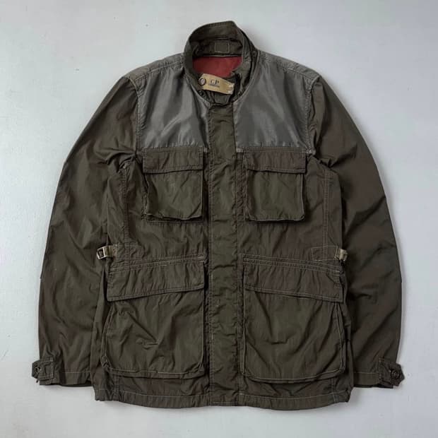 cp컴퍼니 나일론 바람막이 자켓