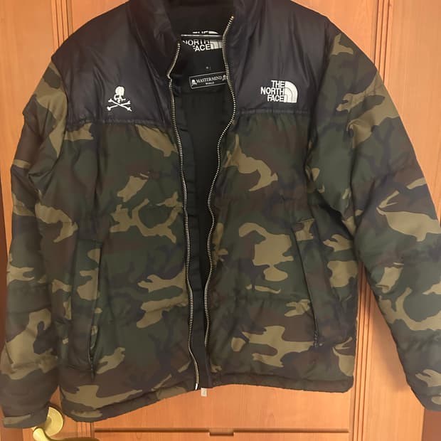 마스터마인드 X 노스페이스 카모 패딩 자켓