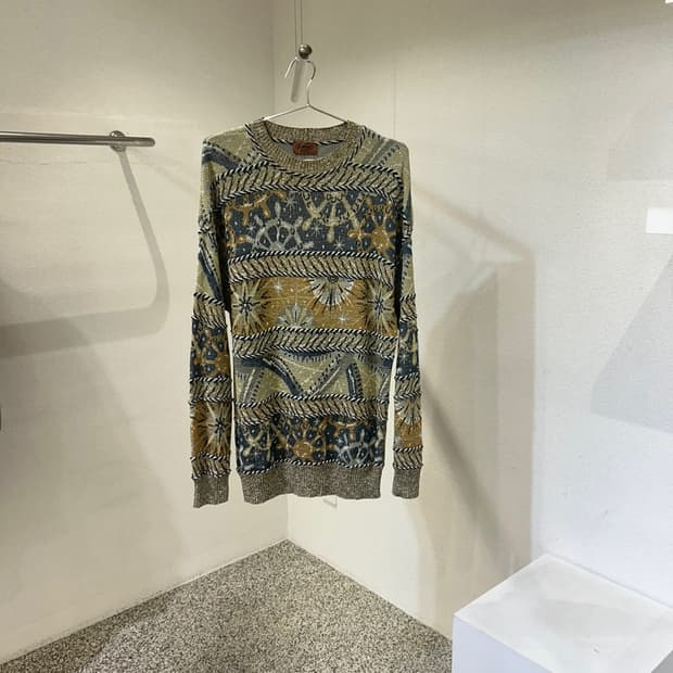 미쏘니 패턴 니트