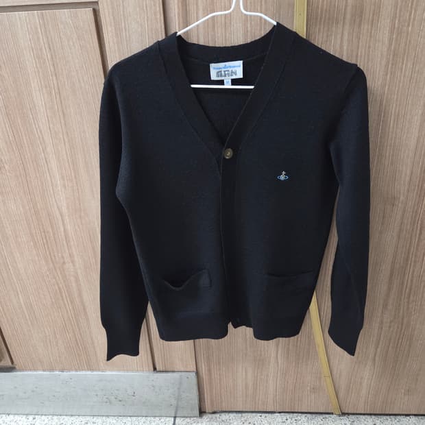 비비안웨스트우드 가디건