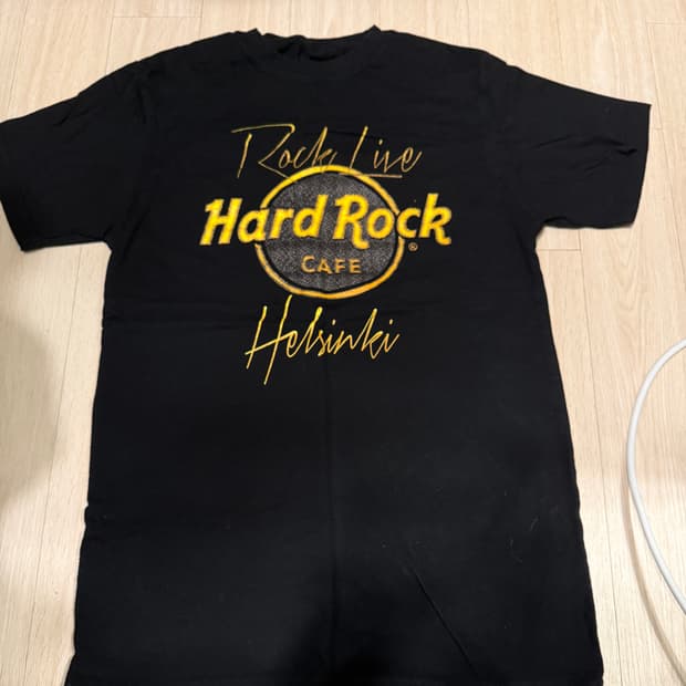 하드락카페 헬싱키 블랙 반팔티셔츠