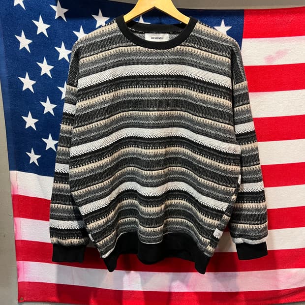 Memento 스트라이프 니트 스웨터