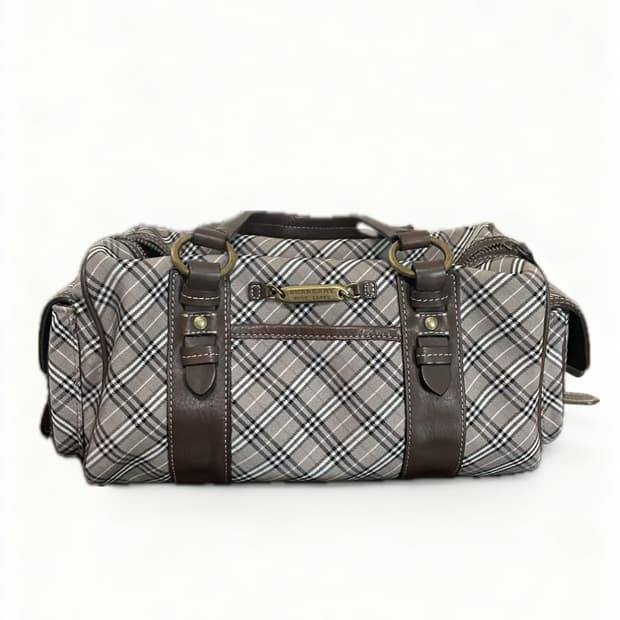 초희귀 버버리 블루라벨 체크 보스턴 백