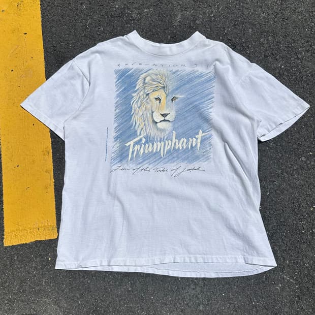 90’s Triumphant Lion art print single T