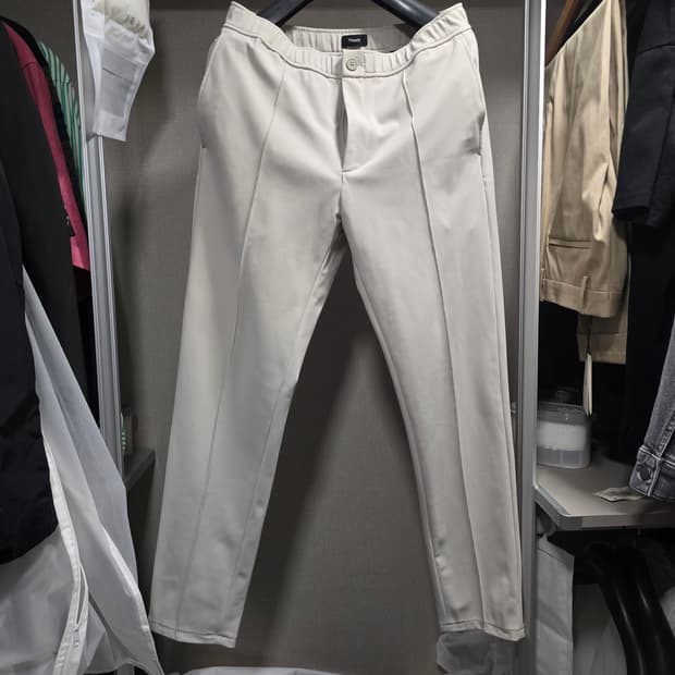 띠어리 프레시젼 폰테 아이보리 31