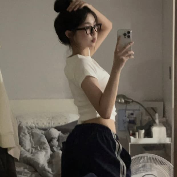 남서연님 착용 아이스 트랙 팬츠 네이비 M
