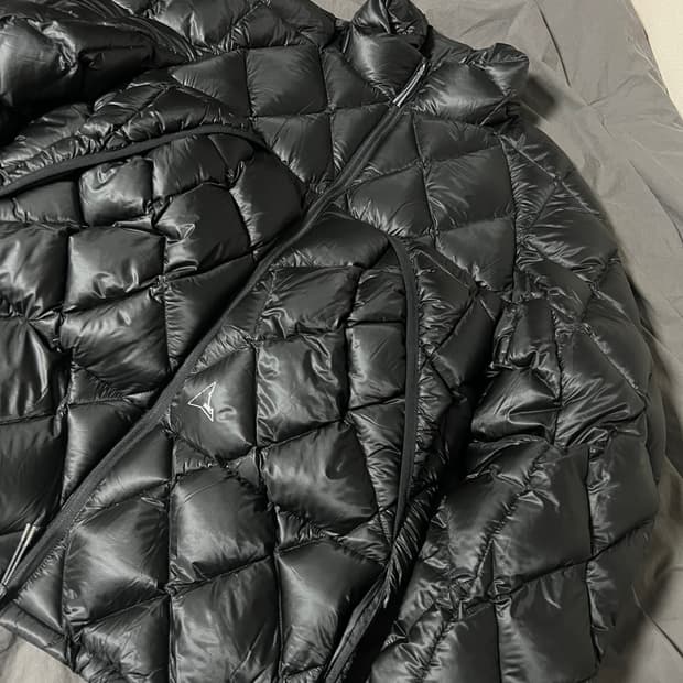 (L) 로아 누나NUNA 경량패딩 블랙 3회착 새상품급