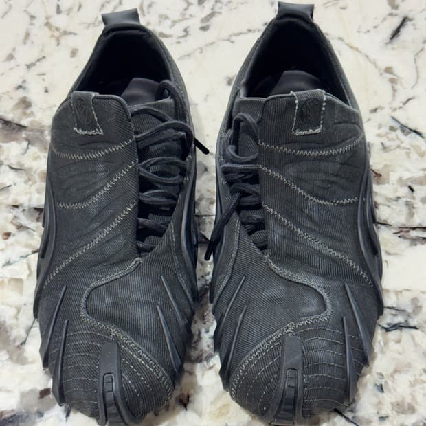 PUMA 푸마 x 노페이스 스튜디오스 탈론 OG 플랫 미디엄 그레이