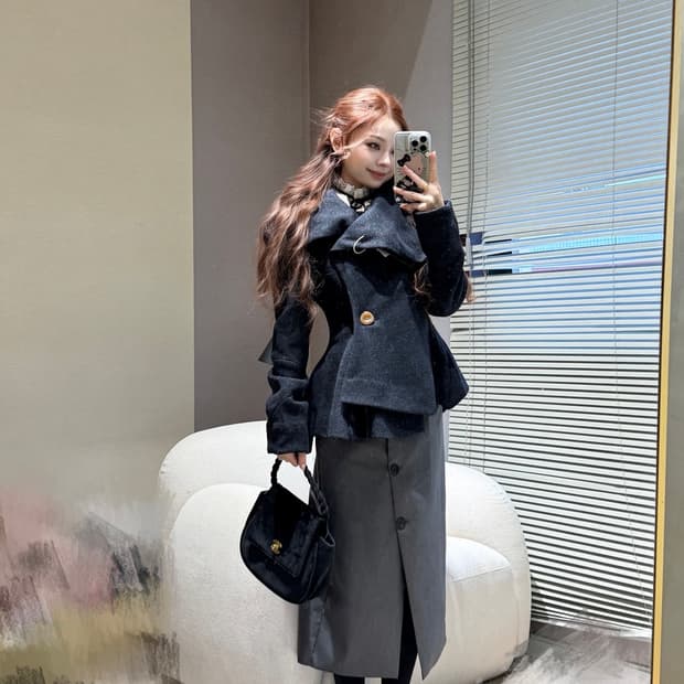 Wuuus 블랙 플레어 자켓 코트 비비안웨스트우드st 장원영 코트