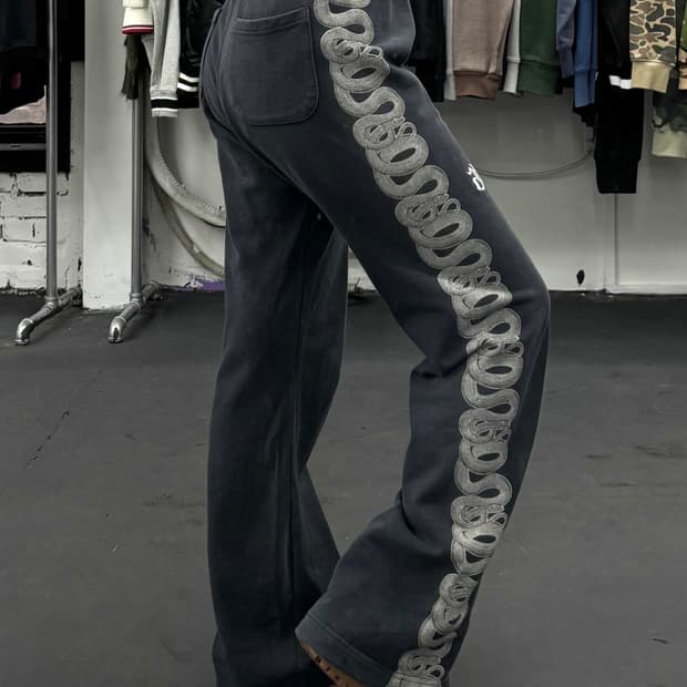 히스테릭 글래머 사이드 스네이크 스웻팬츠