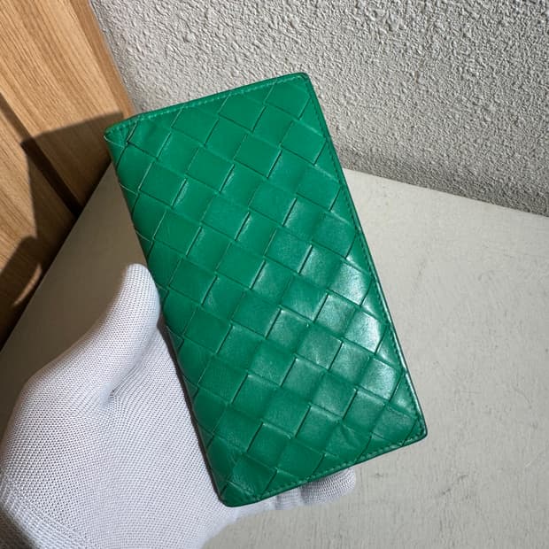 보테가베네타 인트레치아토 장지갑