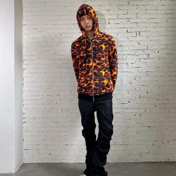 Moschino 화이어프레임 풀 프린트  더블집업 후드티