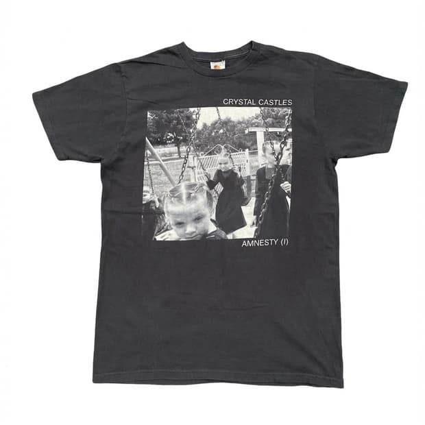 [XL] Crystal Castles 