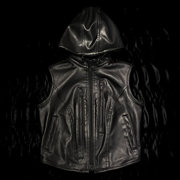 로딩룸 레더 후드 베스트 집업