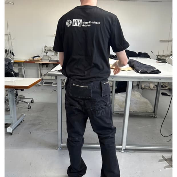 Mpa bag pants black