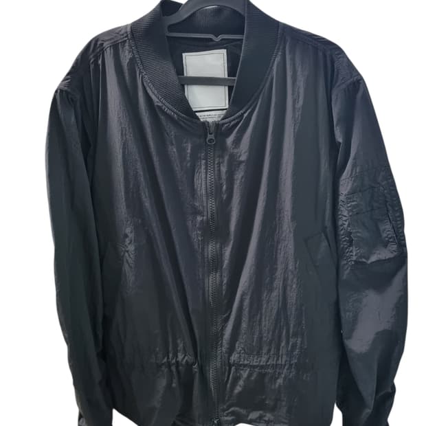 피플오브더월드 블랙 바람막이 L