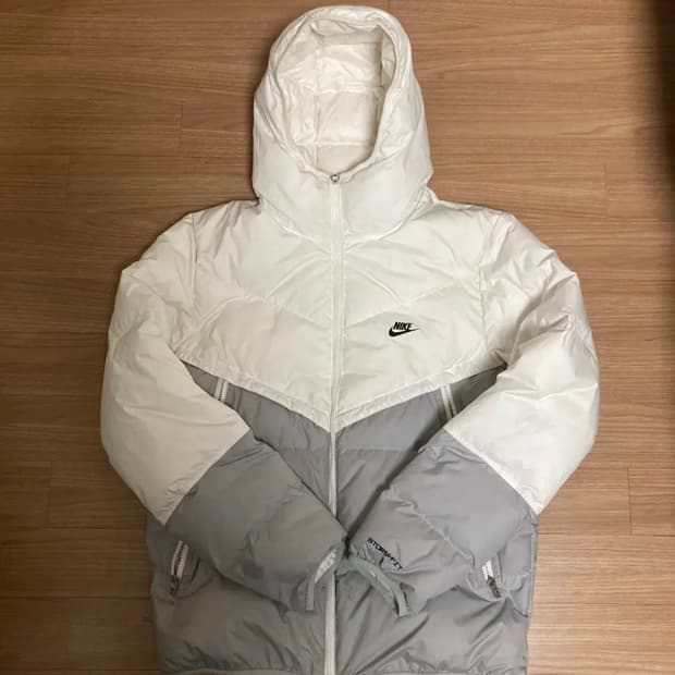 나이키 스톰핏 패딩 M