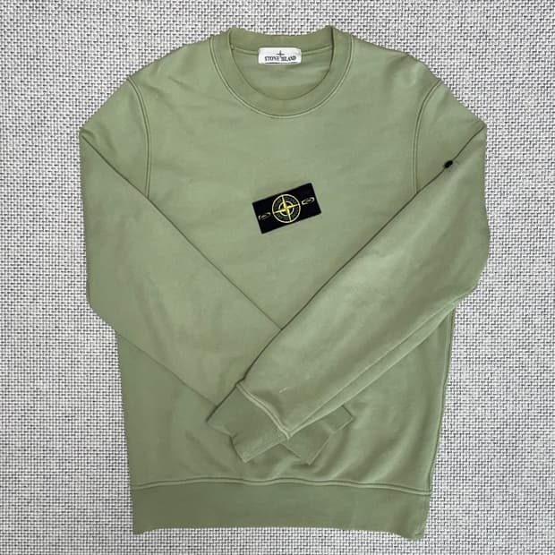 [ 23FW ] 스톤아일랜드 맨투맨