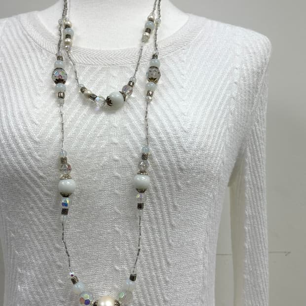 빈티지 화이트 오리엔탈 레이어드 목걸이