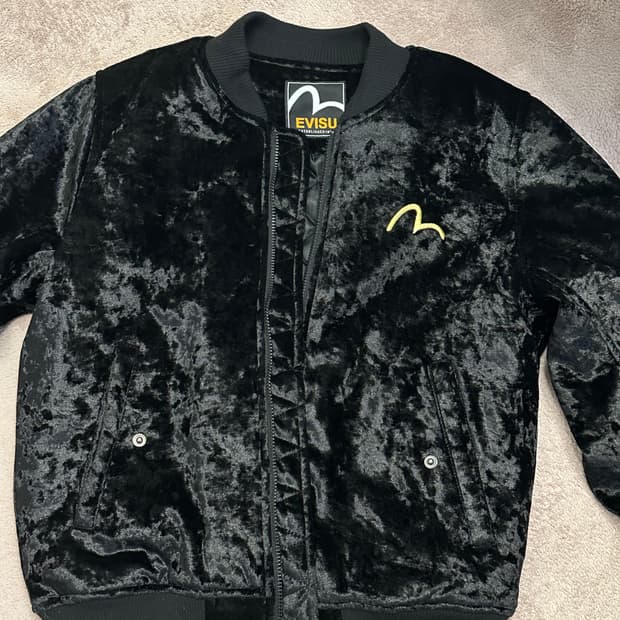 EVISU 에비수 블랙 벨벳 스카쟌