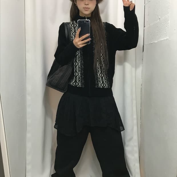 🩶무채색 블랙 디테일 코디 🩶