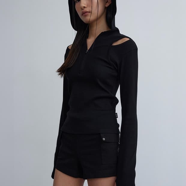 이네기 Eyelet-Pointed Cargo Shorts