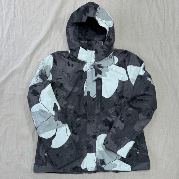 노스페이스 해외판 카모 플라워 바람막이 XL