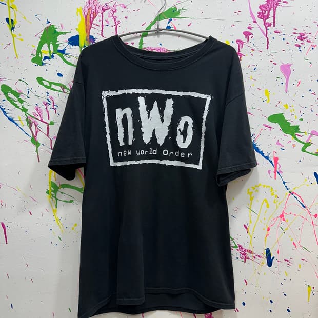WWE Authentic nWo 빅로고 반팔 티셔츠 L