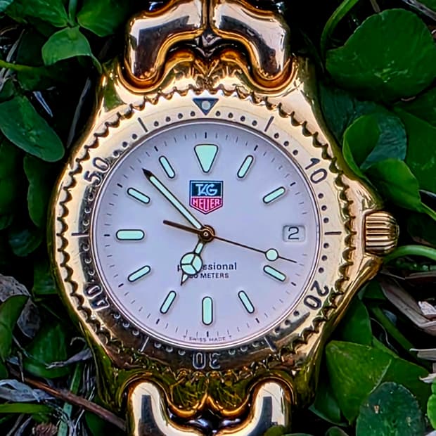 정품태그호이어 Professional 200  시계분양