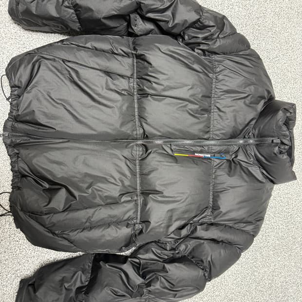 살로몬 컨투어 다운