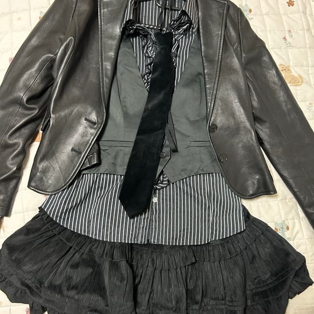 빈티지 긱시크 고딕 펑크 공겜여주 프레피 