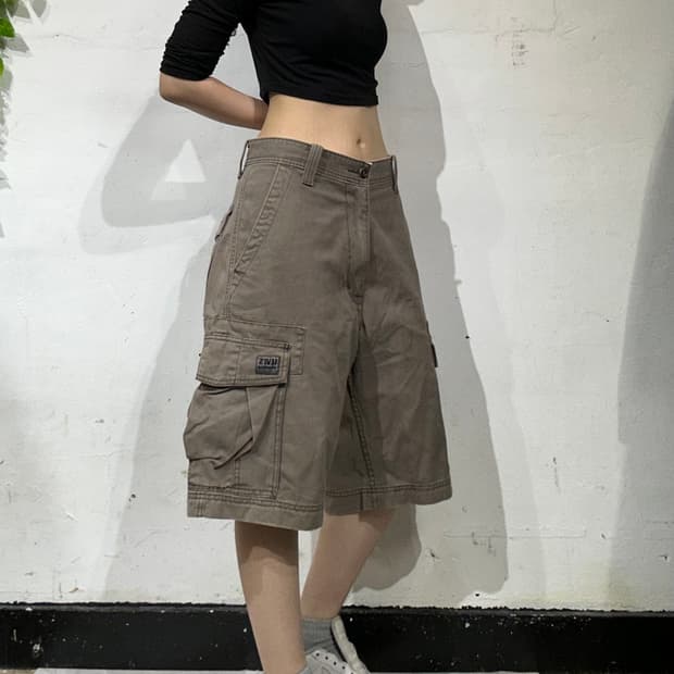 리바이스 베이지 브라운 카고 반바지 버뮤다 팬츠
