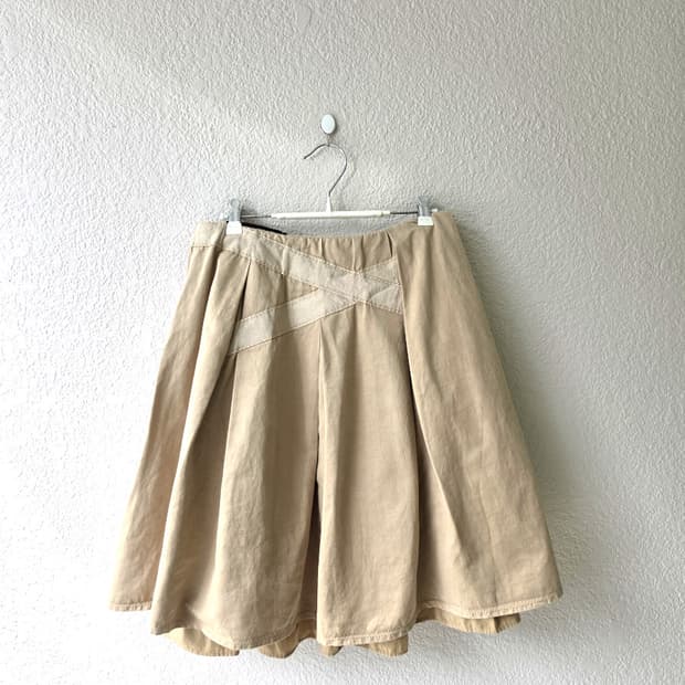 2006 S/S 닐바렛 핀턱 크로스 스트랩 스커트