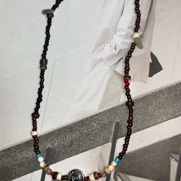 빈티지 비즈 태양 목걸이 / wood sun necklace