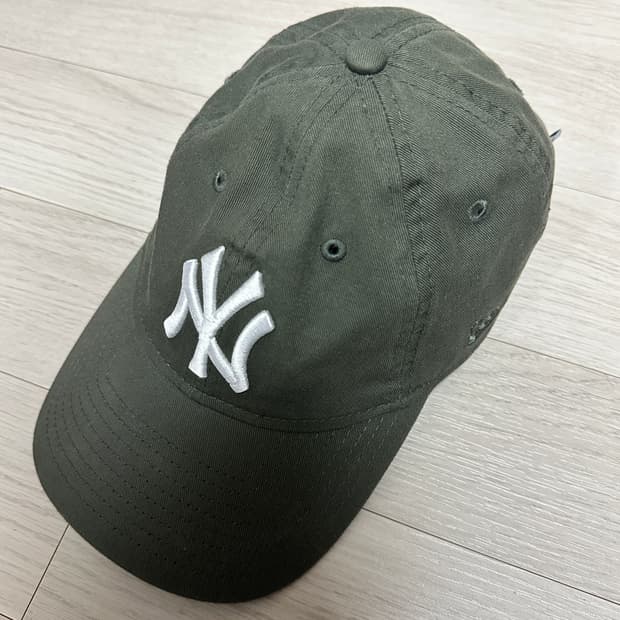 뉴에라 볼캡 카키