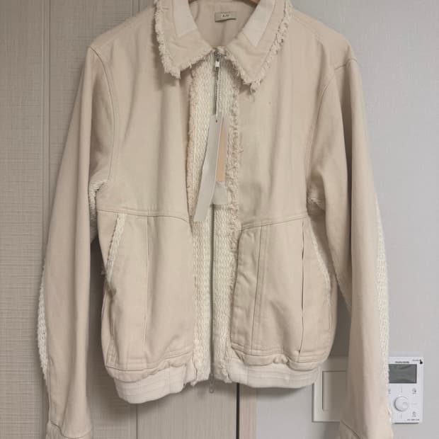 [2] xlim ep.4 02 jacket